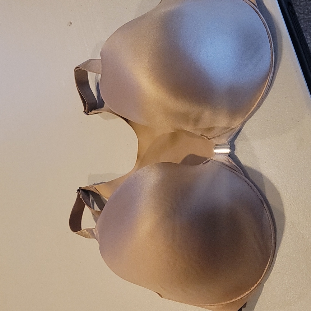 Soma vanishing back full coverage front close bra